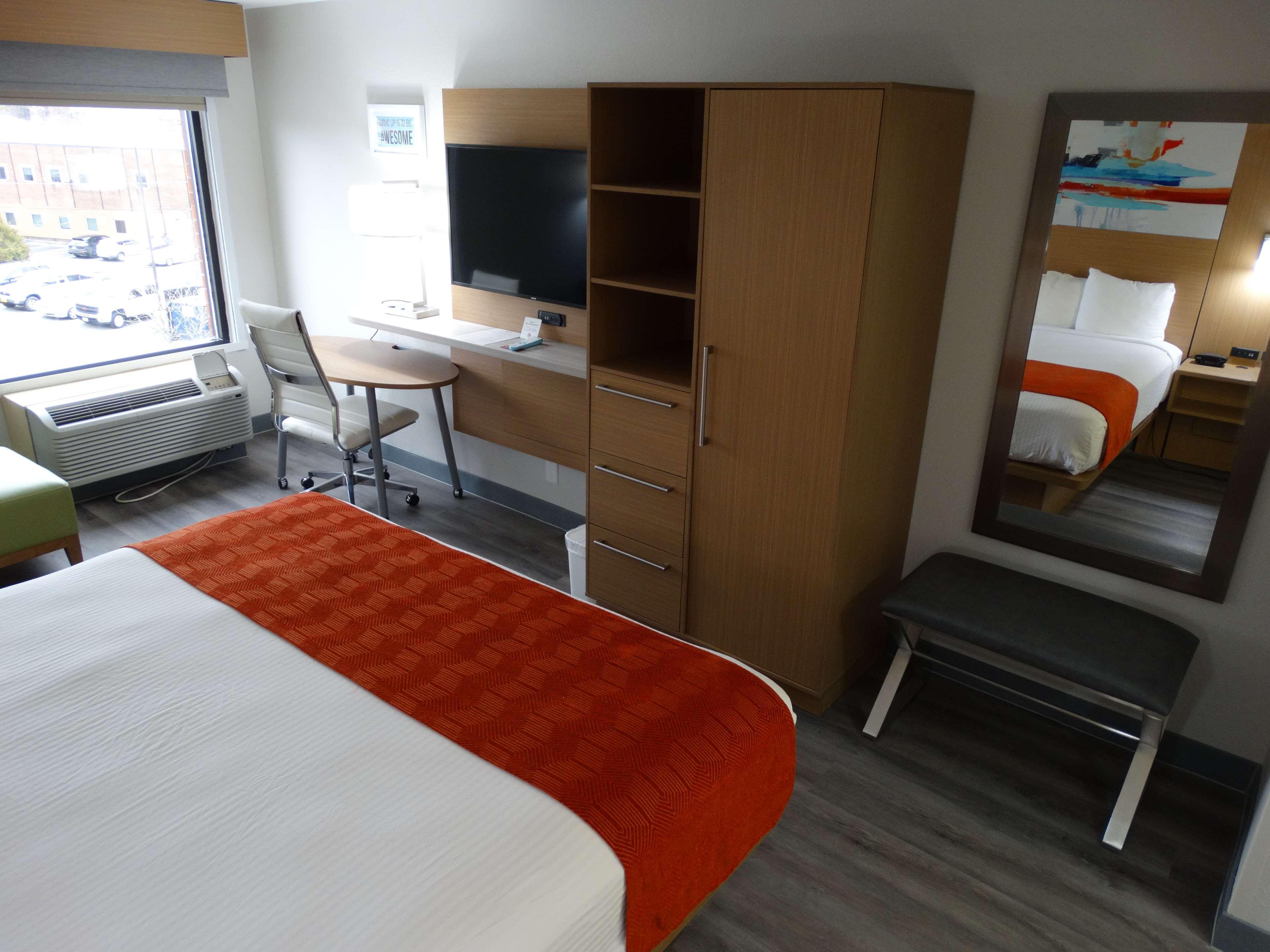 Best Western Plus Executive Hotel Richmond Dumbarton Luaran gambar