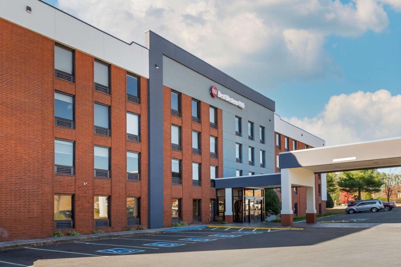Best Western Plus Executive Hotel Richmond Dumbarton Luaran gambar