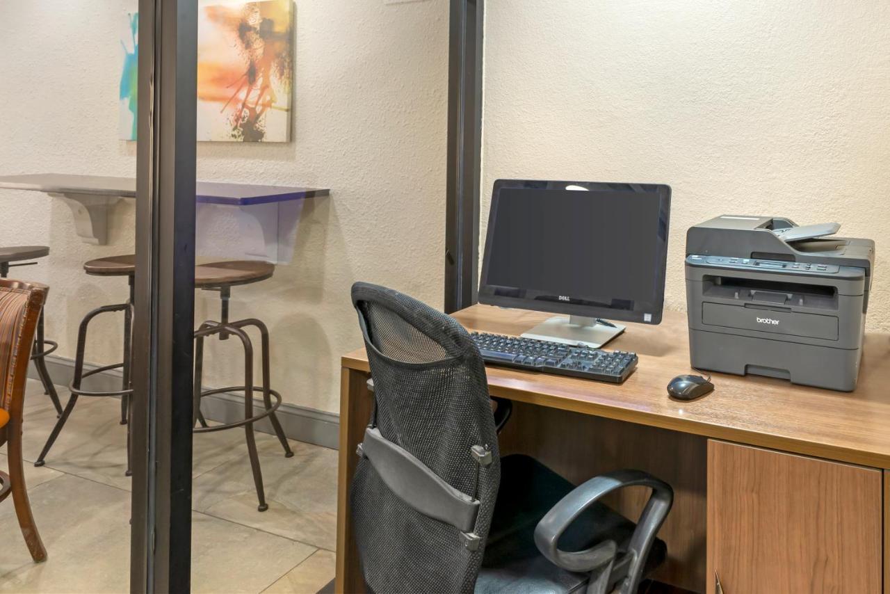 Best Western Plus Executive Hotel Richmond Dumbarton Luaran gambar