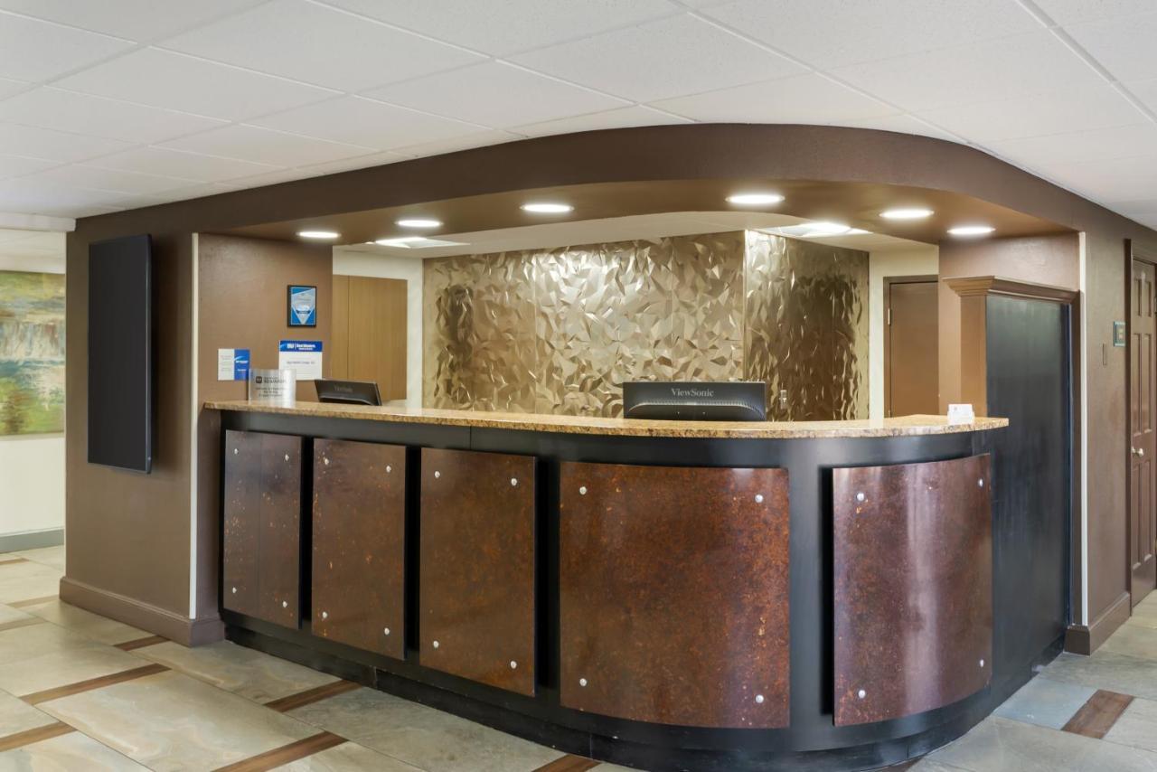 Best Western Plus Executive Hotel Richmond Dumbarton Luaran gambar